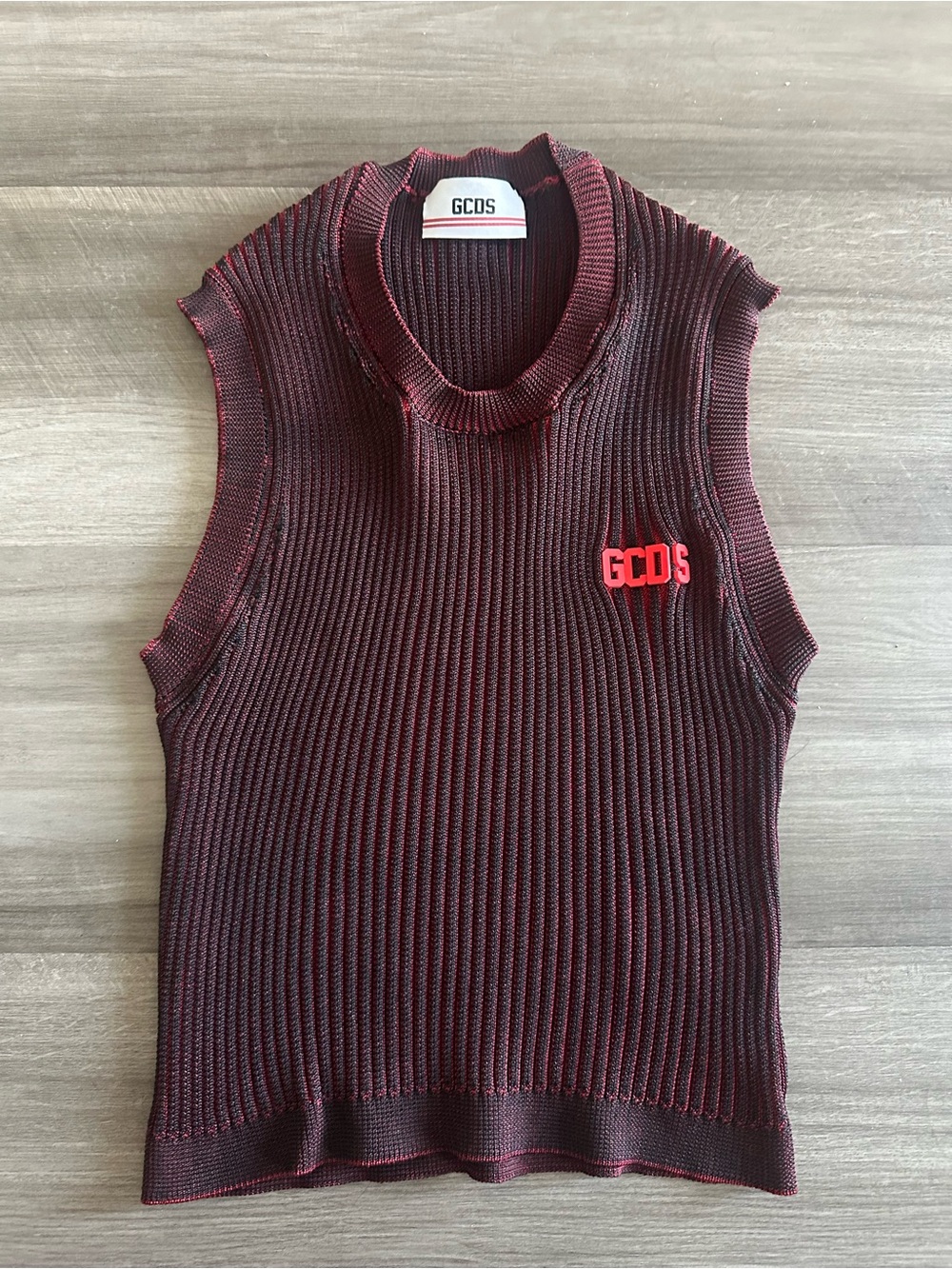 (New) GCDS Ribbed Crop Tank - Picture 2 of 11